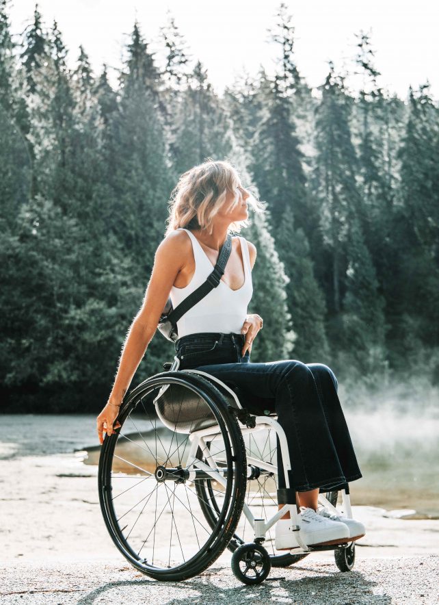 Benefits of Manual and Electric Wheelchairs - Oneflare Blog